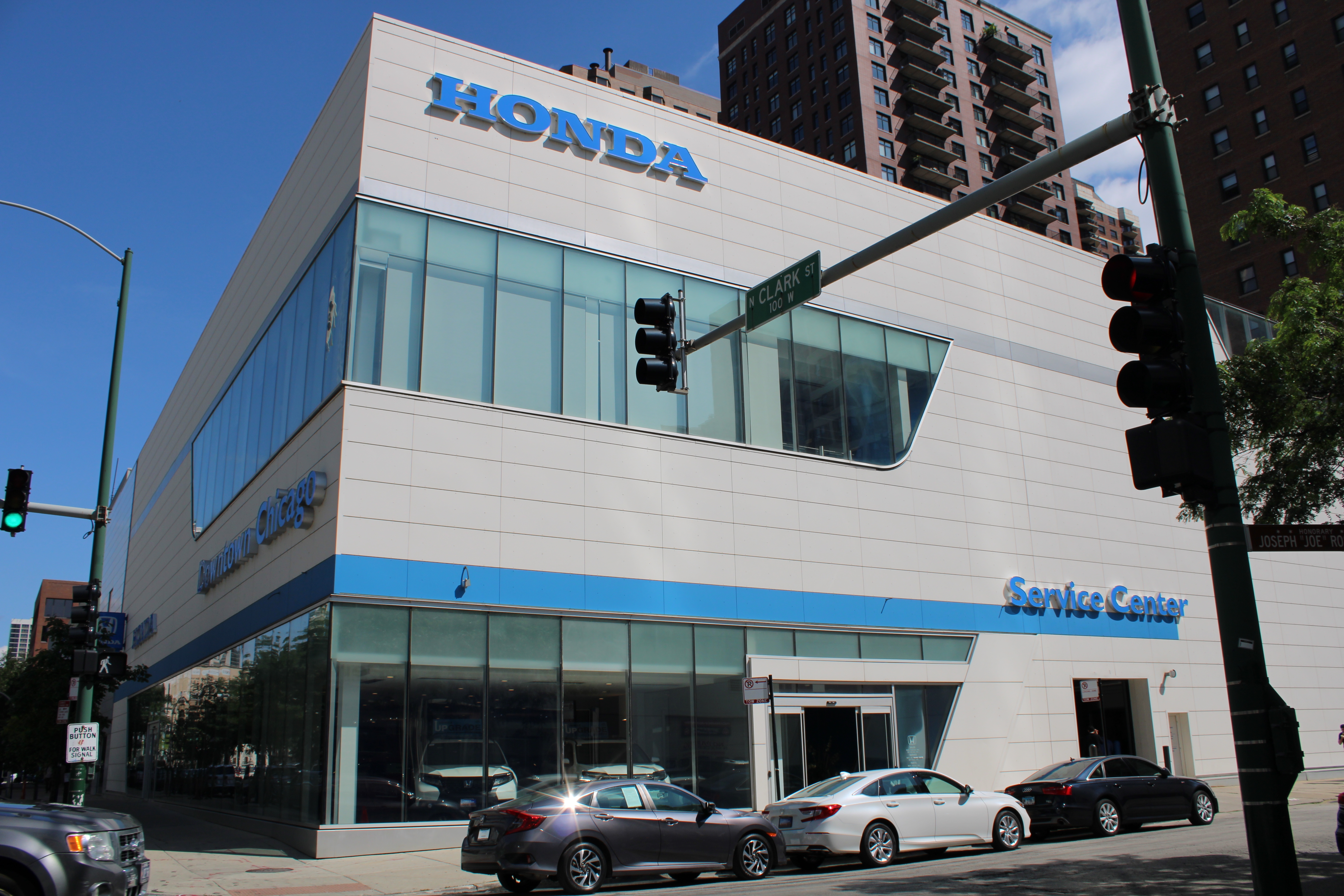 Honda of Downtown Chicago