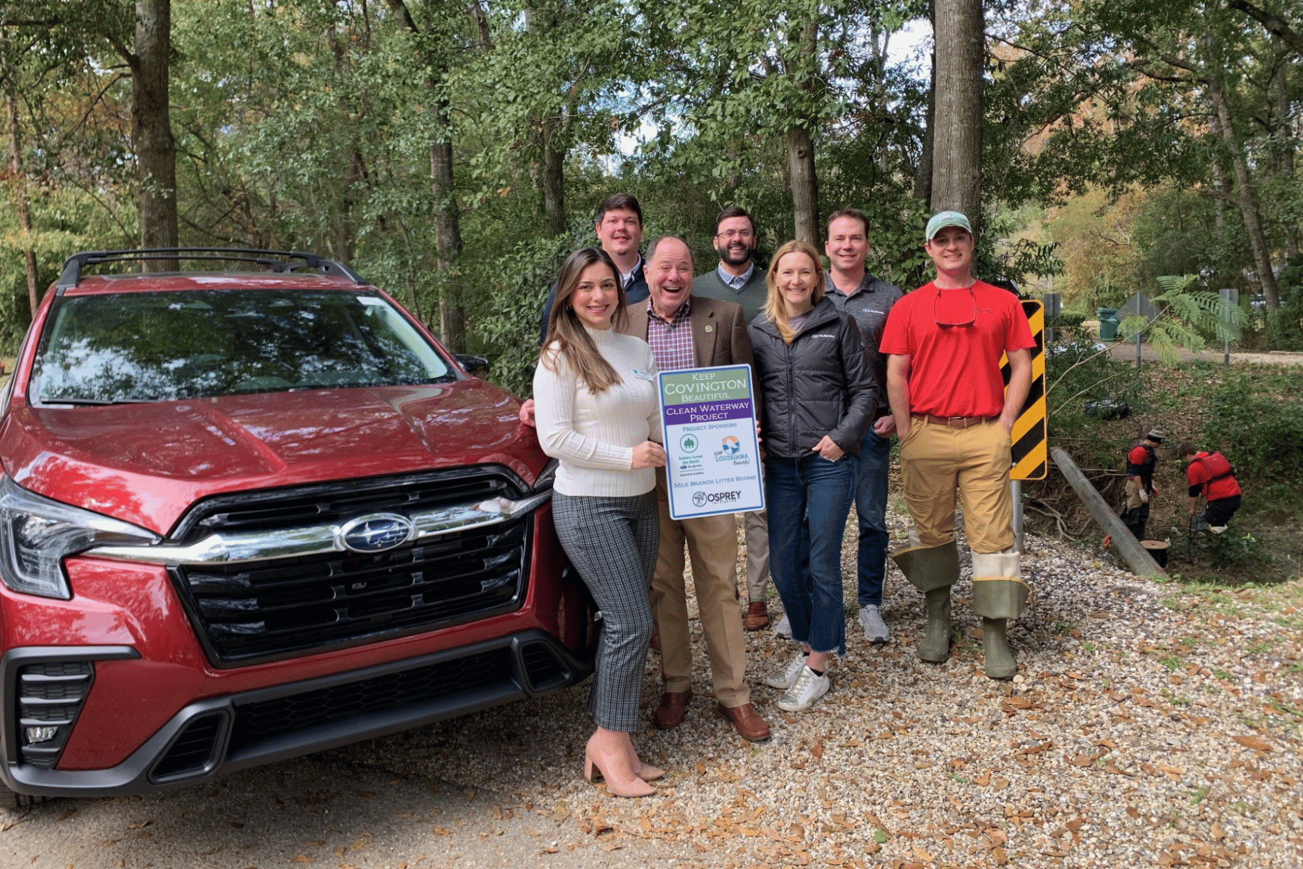 Coastal restoration and tree recycling volunteers