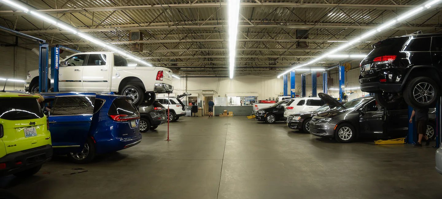 Moore Chrysler Jeep Fiat Peoria AZ