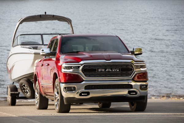 Uptown Chrysler Dodge Jeep RAM Slinger WI