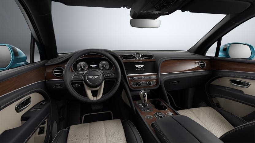 Bentayga EWB - Interior Driver and Passenger.jpg