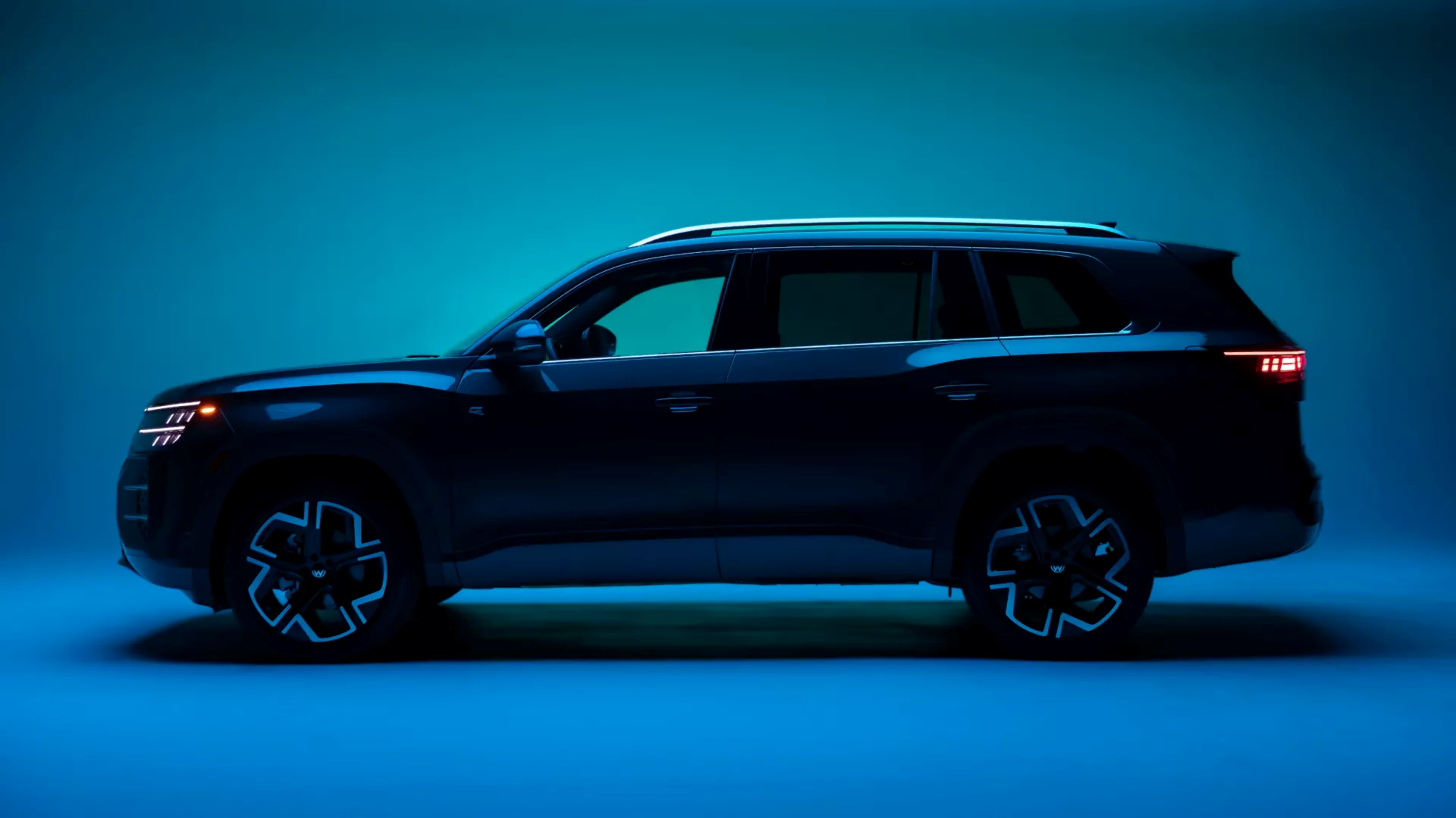 2027 VW Atlas side view