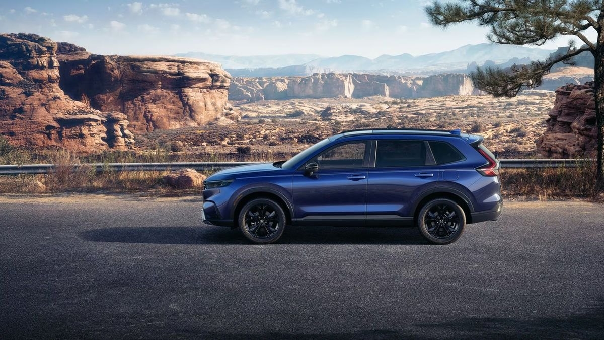 2026 Honda CR-V parked in profile at a roadside overlook