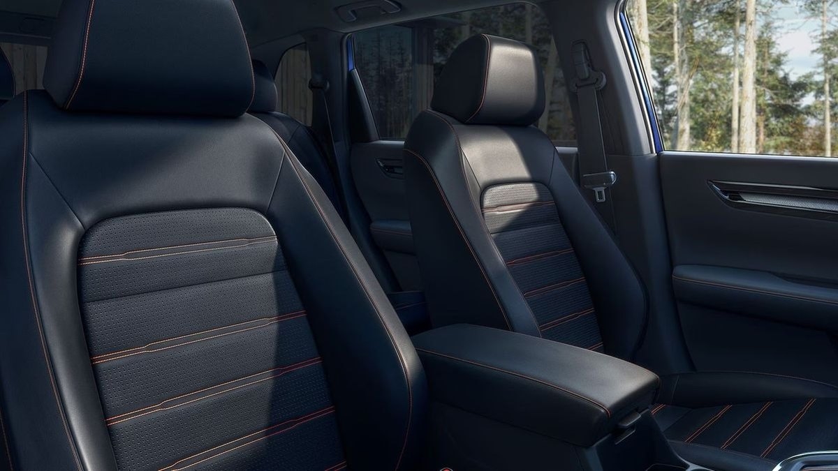 2026 Honda CR-V EX-L leather-trimmed front and rear seats