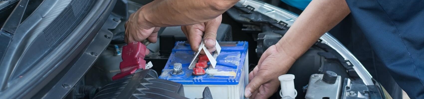 Reemplazo de la batería del coche cerca de mí Tampa FL 