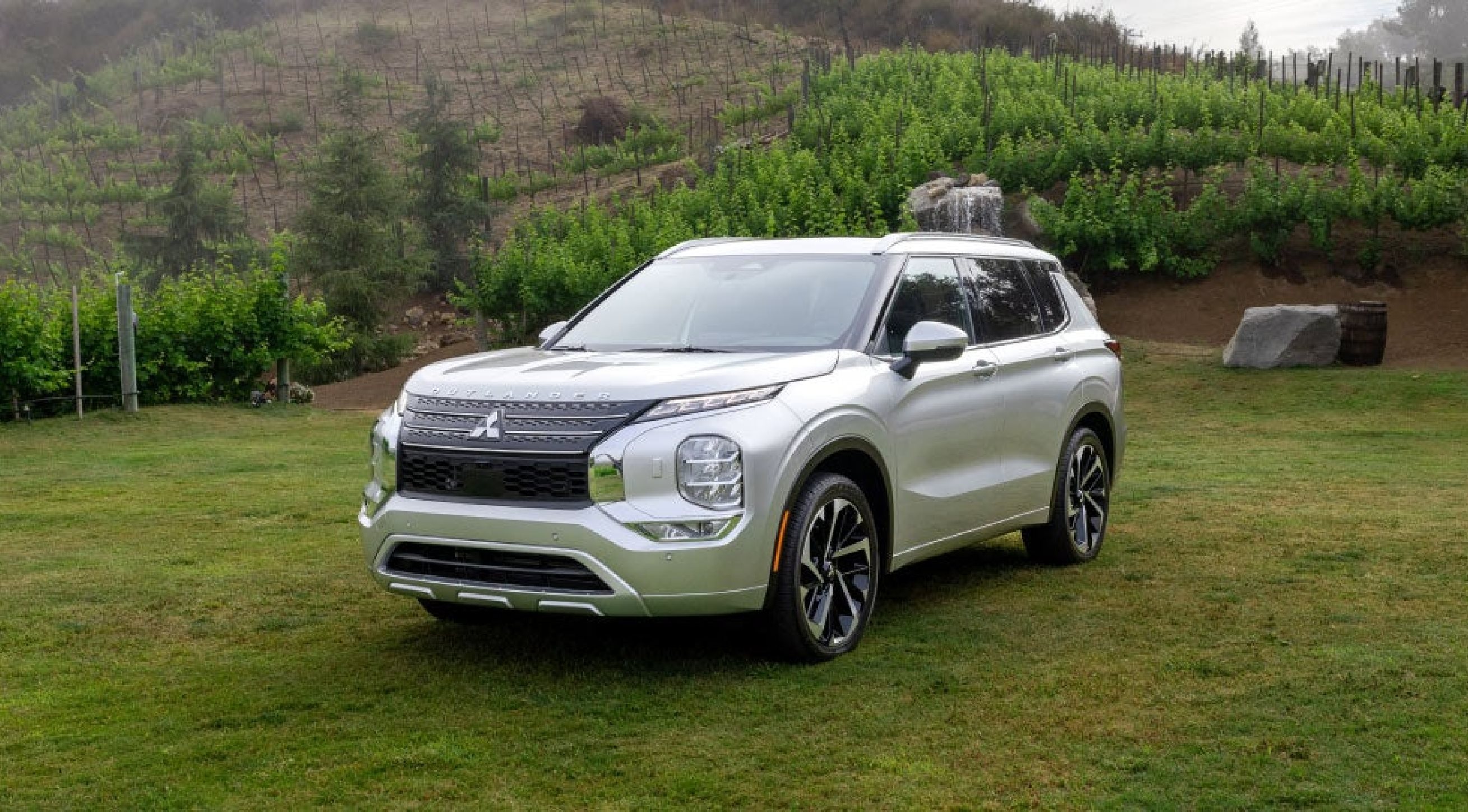 2023 Mitsubishi Outlander in Santa Clarita, CA