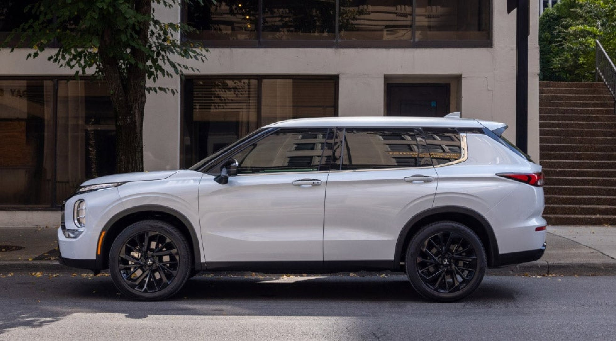 2023 Mitsubishi Outlander in Medical Lake, WA