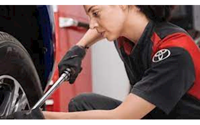 Toyota service bay