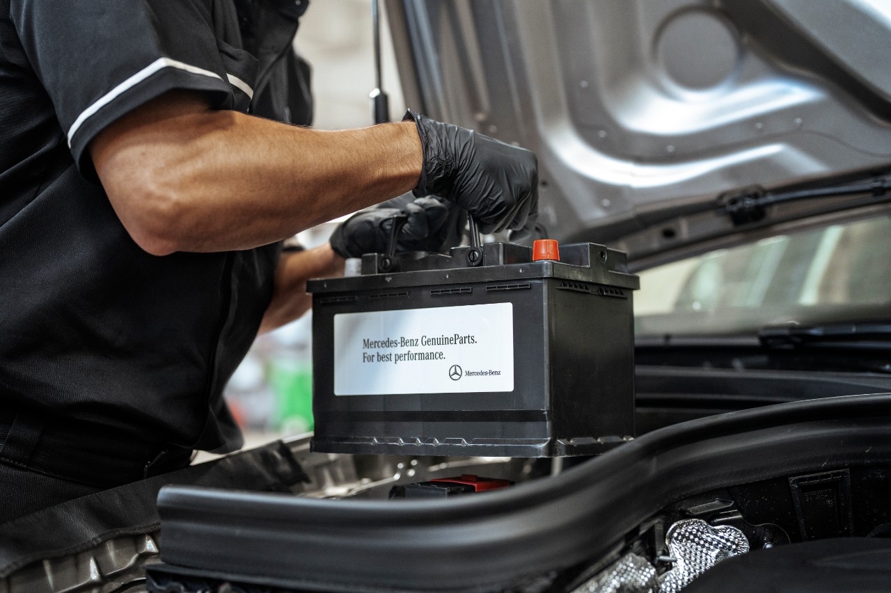 Genuine Mazda Battery 