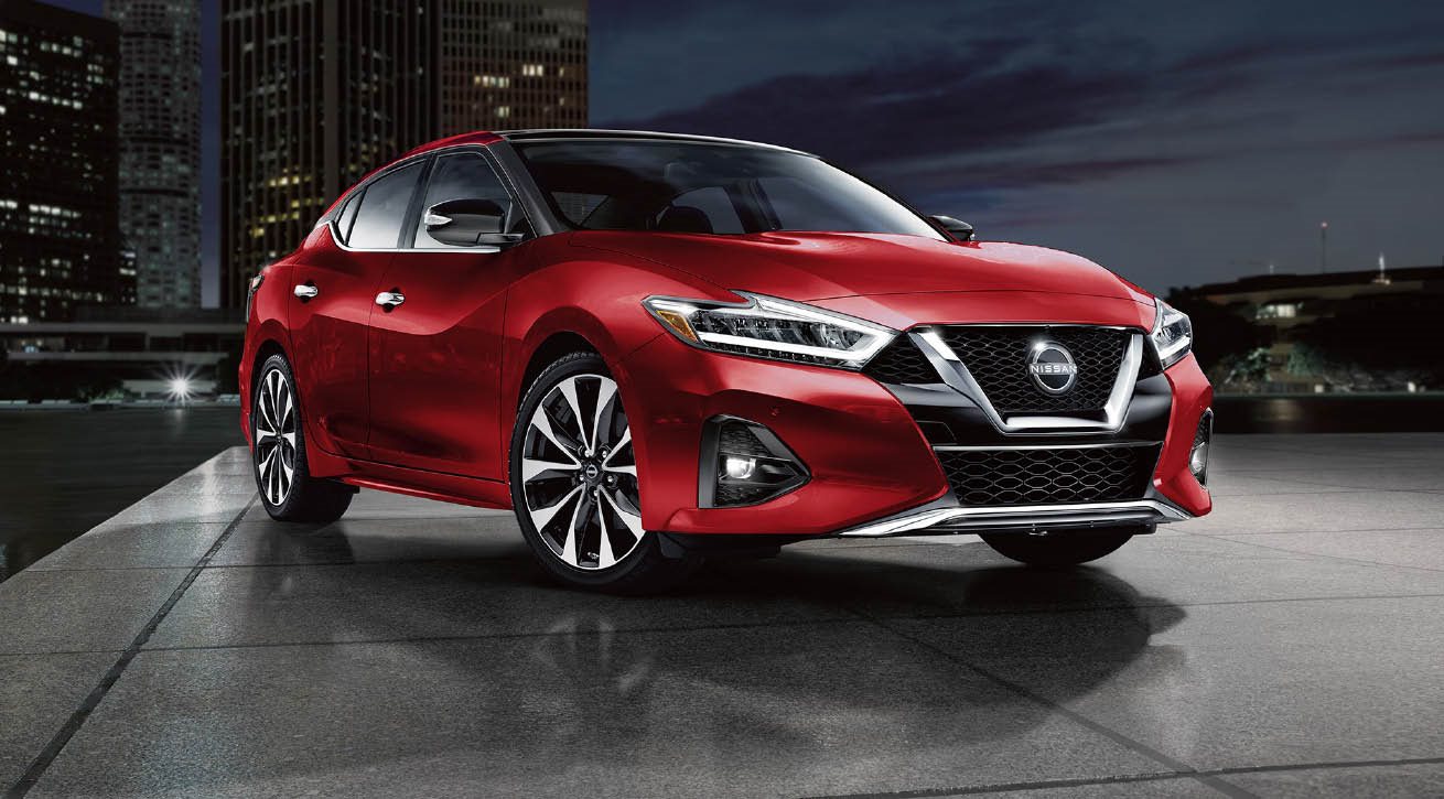 What safety features are standard on the 2020 Nissan Maxima