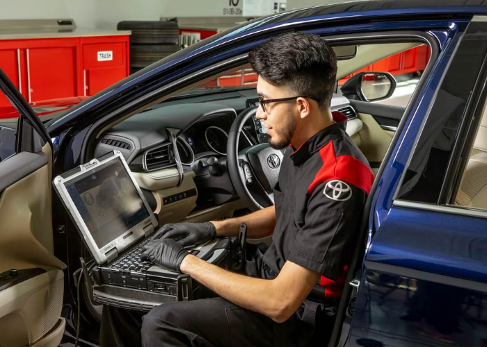 Car Dealers Wallingford, CT - Toyota Service