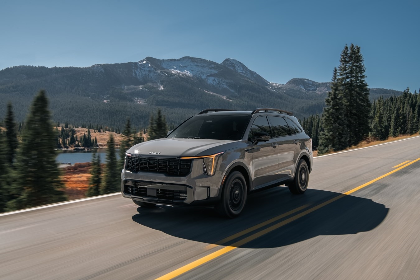 kia sorento driving on the road