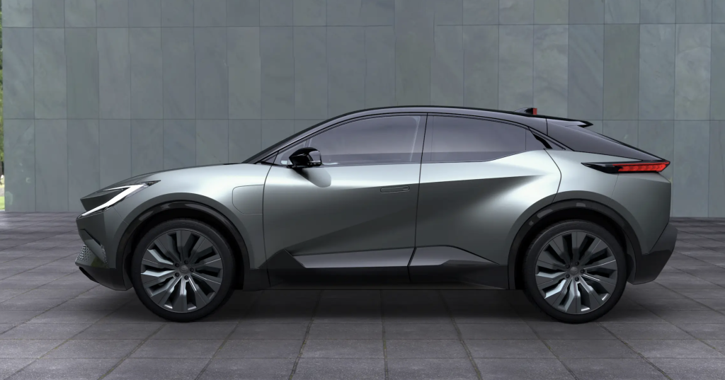 Toyota's Breakthrough Battery Prototype To Achieve 900-Mile Range on a Single Charge