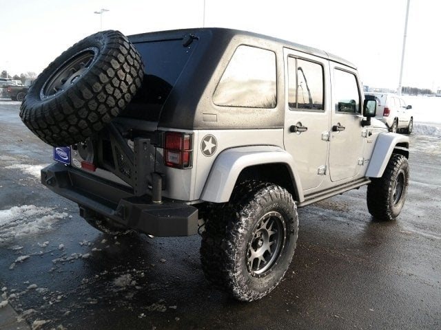 Custom Jeep Wrangler build detail