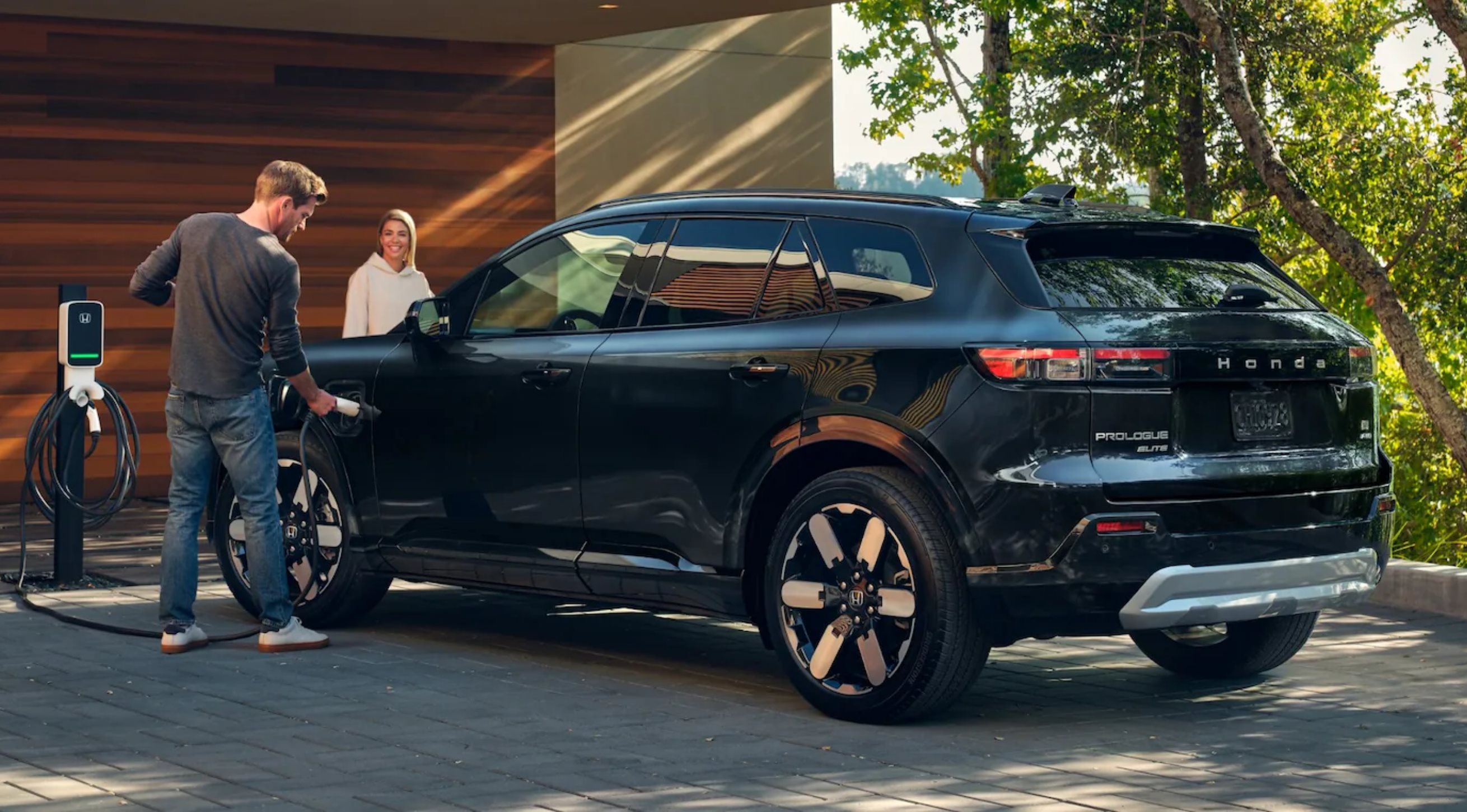 Electric Car Dealership near Joliet, IL with 2024 Honda Prologue