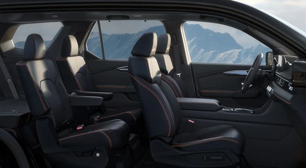 A close up shows the black leather seating in a 2025 Honda Pilot.