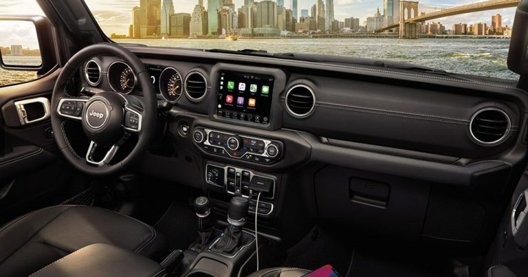 2020 Jeep Gladiator Interior