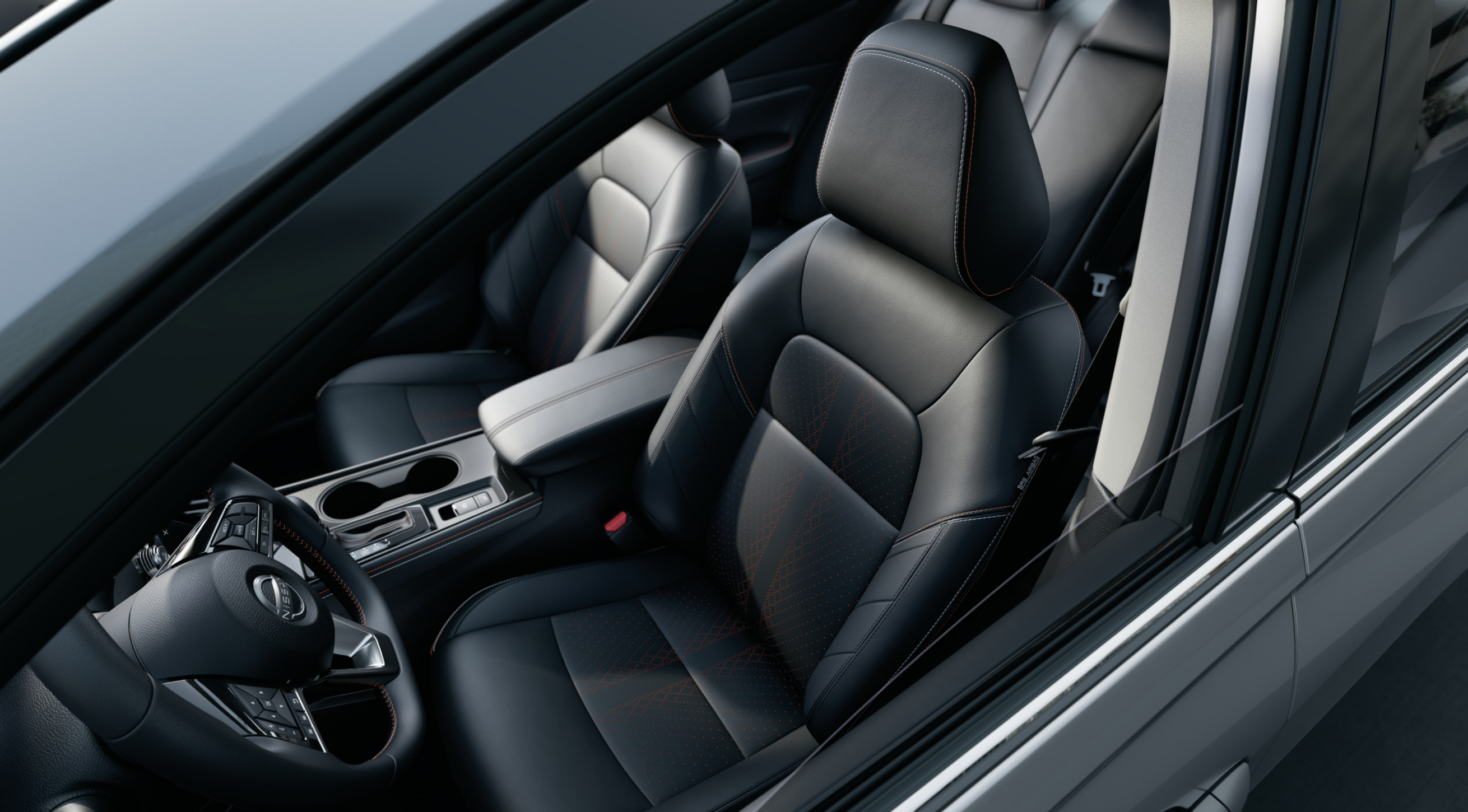 Nissan dealership serving Royal Oak MI