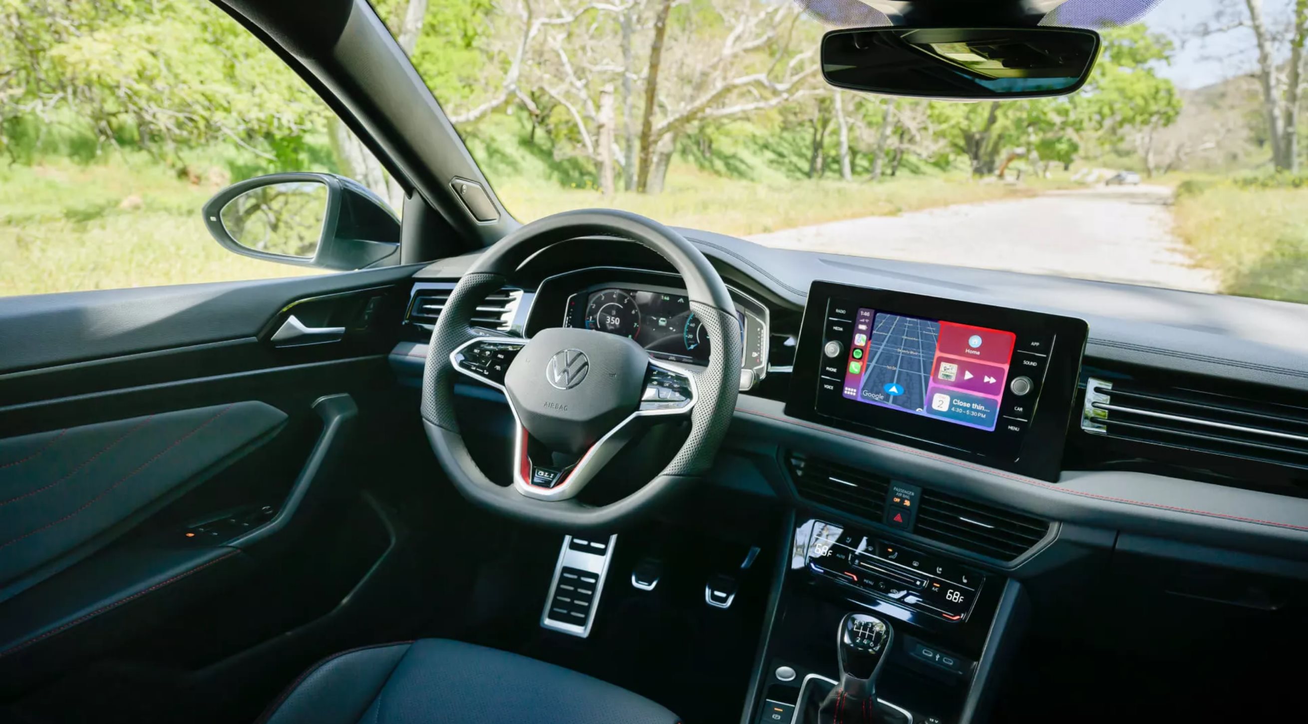 Dashboard of a Volkswagen | Volkswagen of Midland Odessa Service