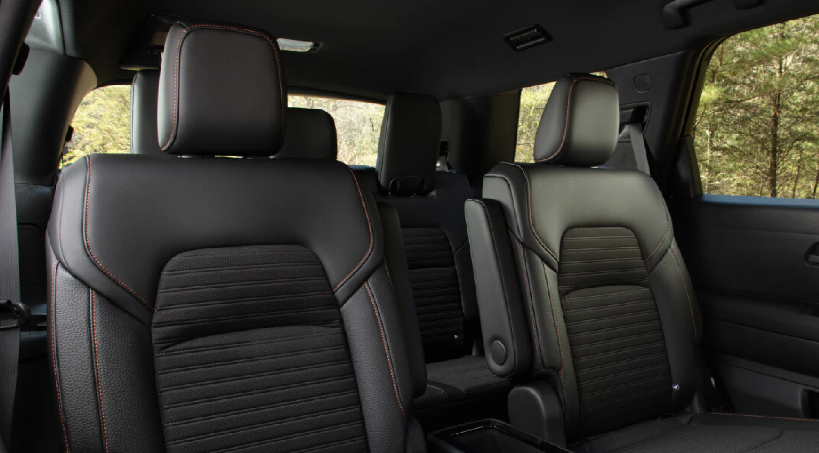 Nissan dealership serving Farmington Hills MI