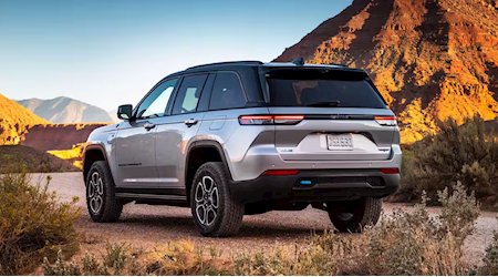 New Grand Cherokee for sale near Meriden, CT, at Troiano Chrysler Dodge Jeep Ram