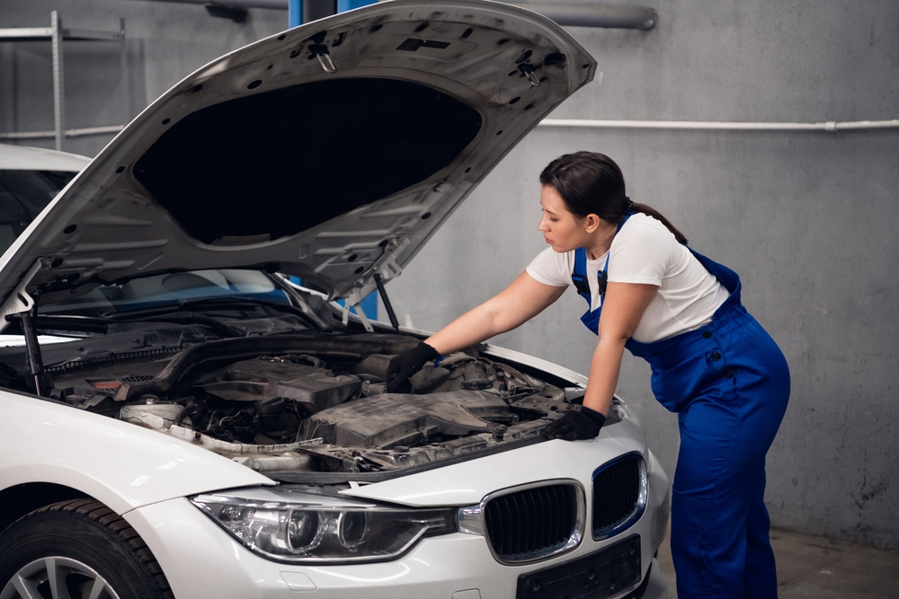 BMW Battery In Cleveland: High-Quality Battery Services For Your BMW