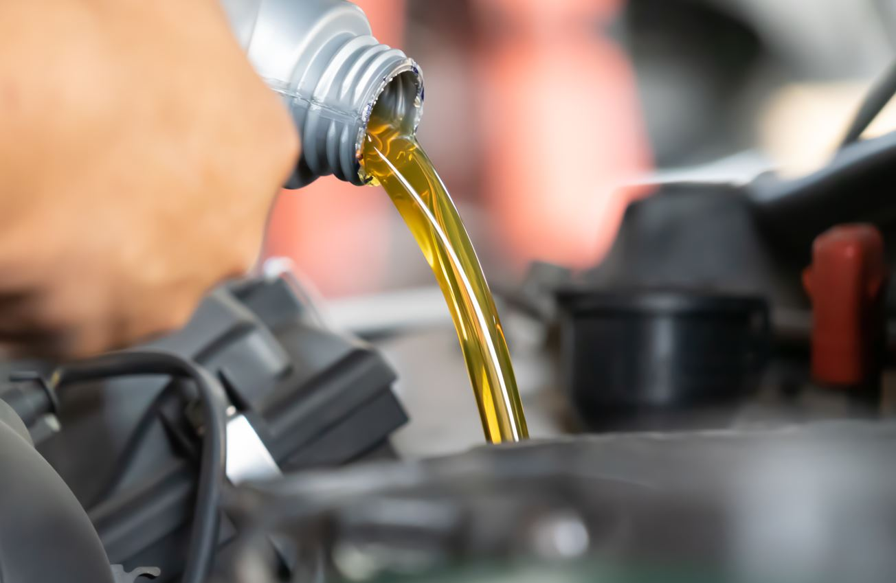 How Long Does an Oil Change Take