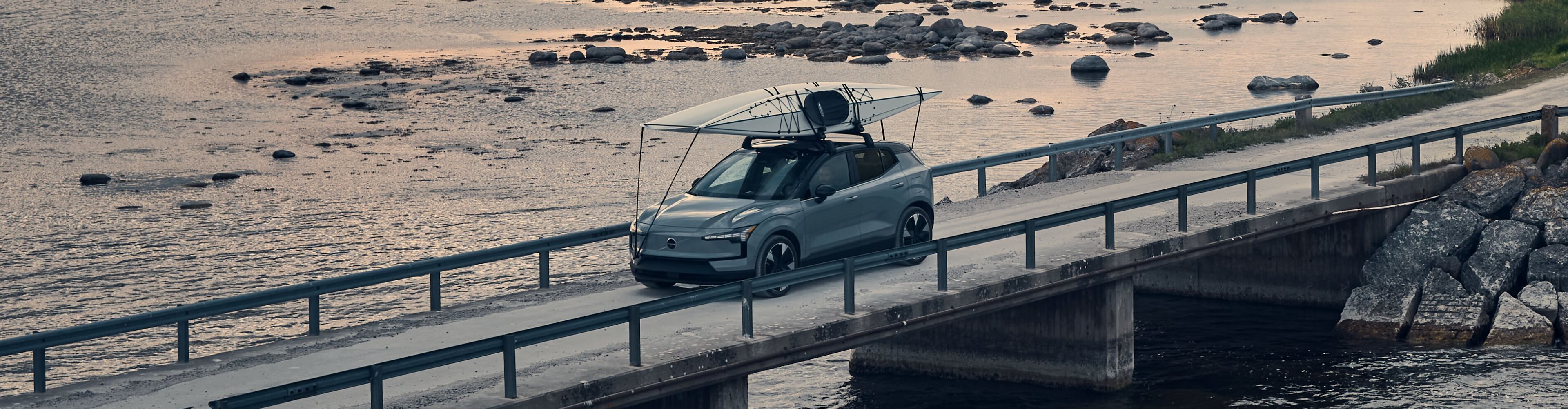 2025 Volvo EX90