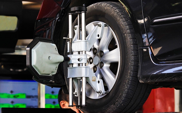 Four Wheel Alignment