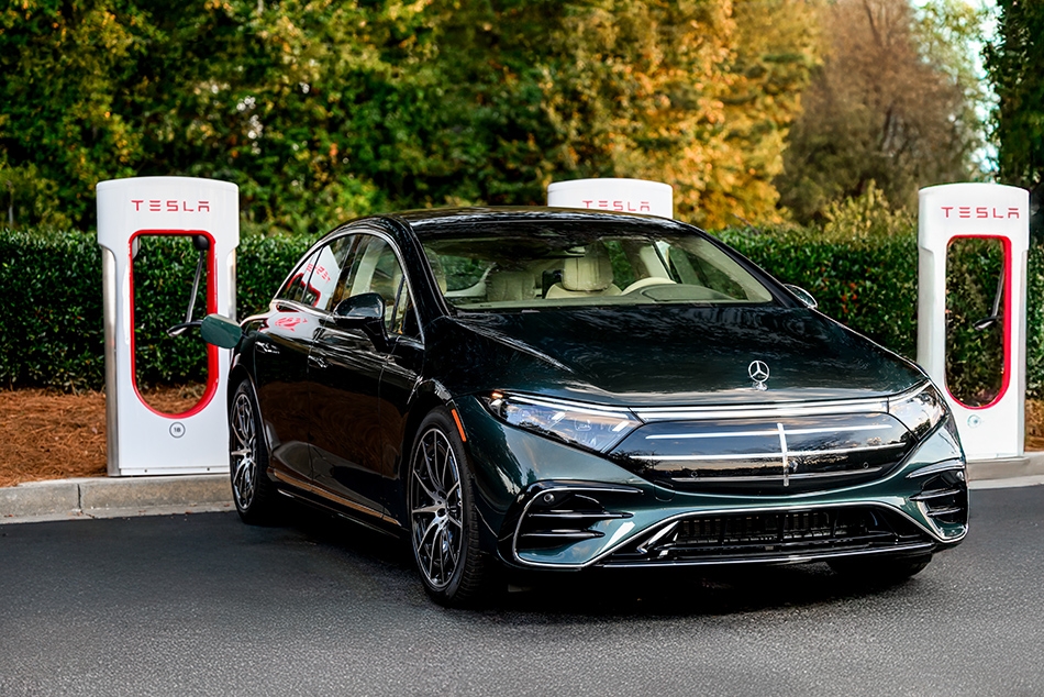 Mercedes-Benz Electric Vehicle Owners Can Now Access Tesla's Supercharger Network