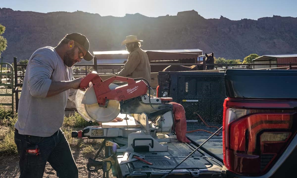 Pro Power Onboard With F-150 Hybrid Engine