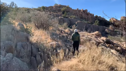 hiker on constellation loop trail in prescott arizona