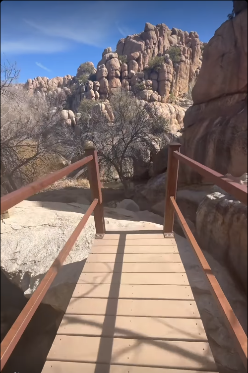 hiking trail in granite dells on flume trail at watson lake loop trail in prescott az