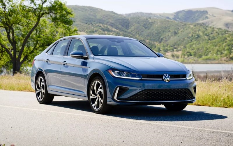 Volkswagen Jetta Oil Change near me - in Salinas, CA
