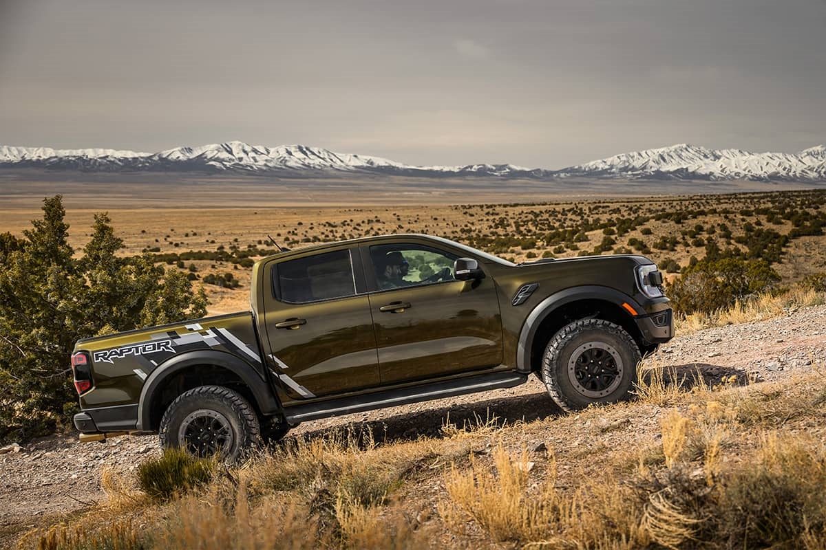 2025 Ford Ranger Raptor Climbing Hill