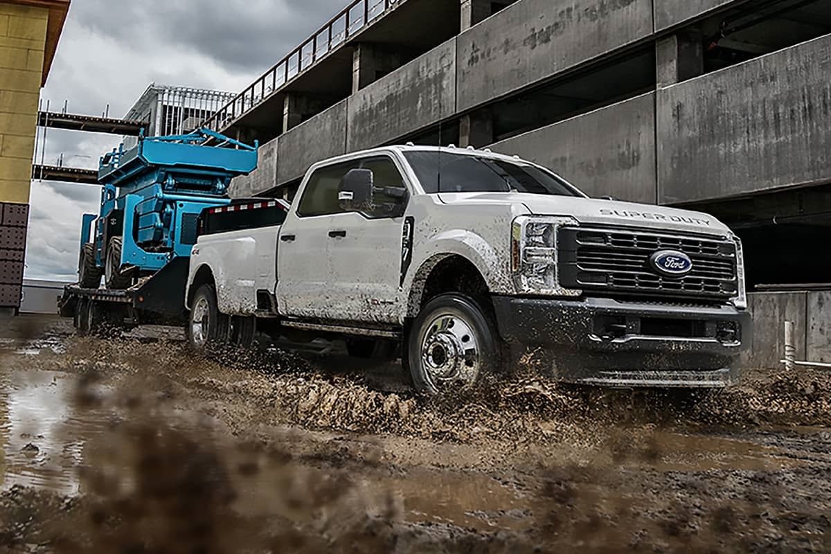 2025 Ford F-450 DRW Crew Cab