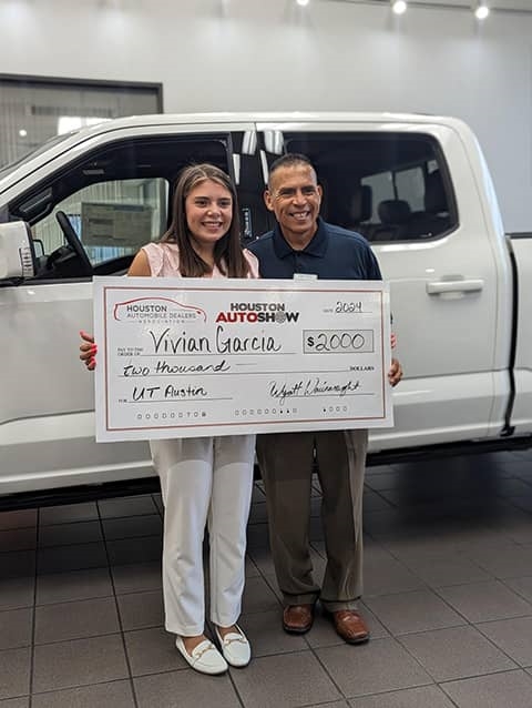 Hada Scholarship Vivian Garcia