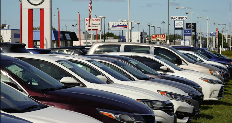 5 Must-Have Features in the Latest Vehicles for Sale 