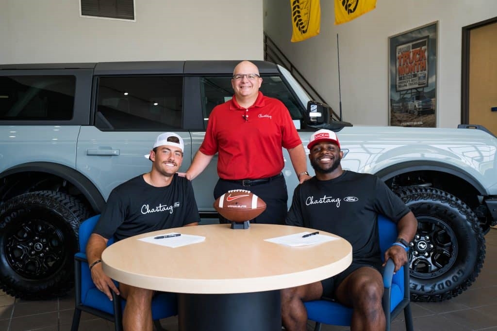 Chastang Ford Announces NIL Ambassador Collaborations with Houston Football
