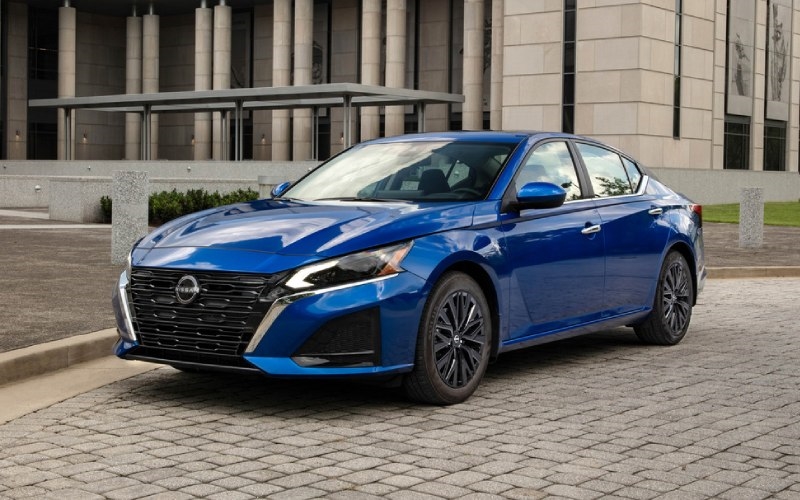 The Advanced Connectivity of the 2025 Nissan Altima near Paso Robles, CA