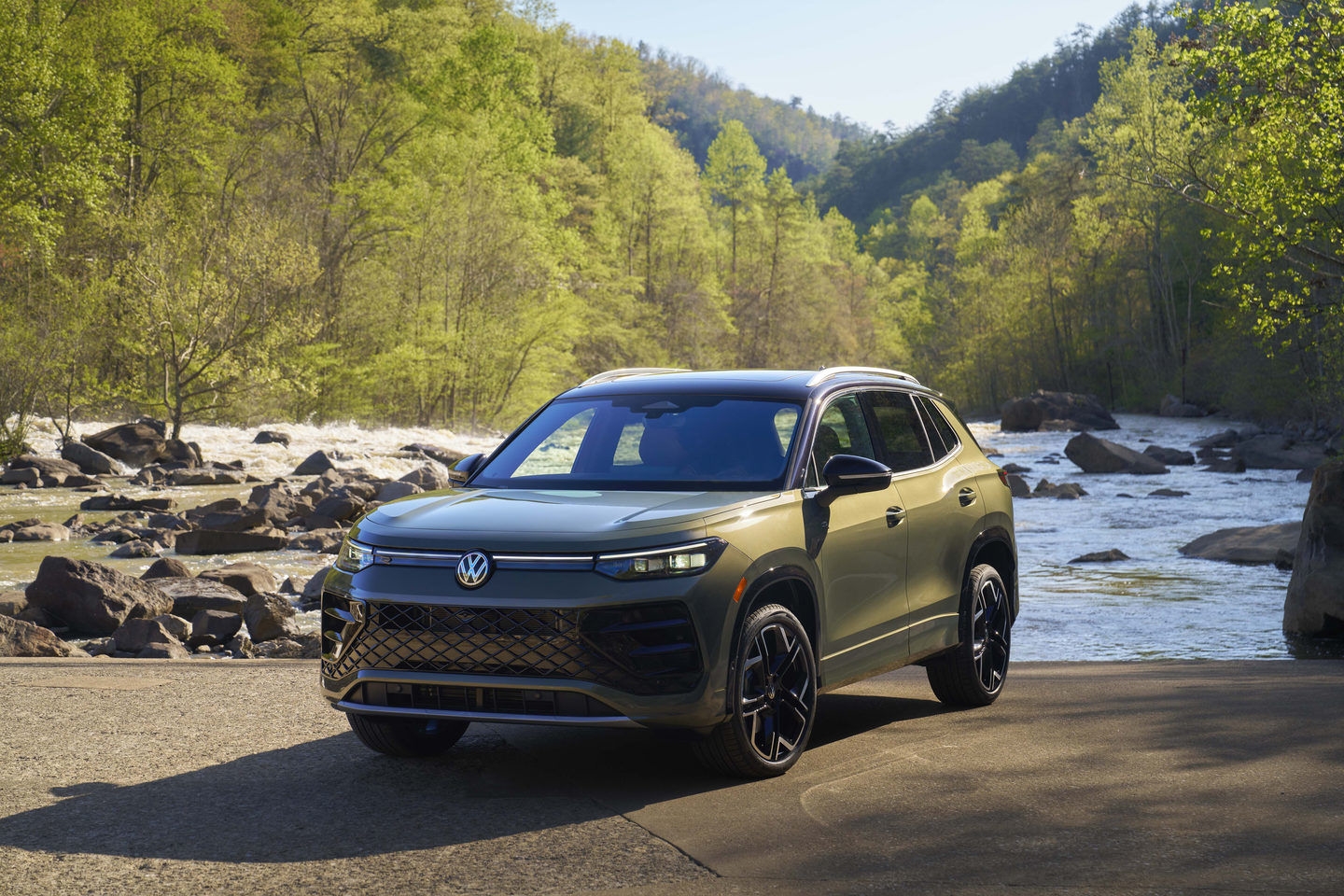2026 Tiguan SEL R-Line Turbo – What we know so far!