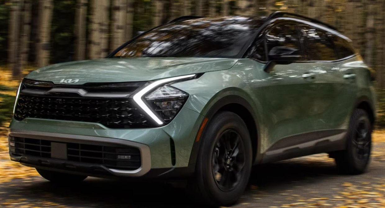 The Best Elements of the 2023 Kia Sportage Hybrid