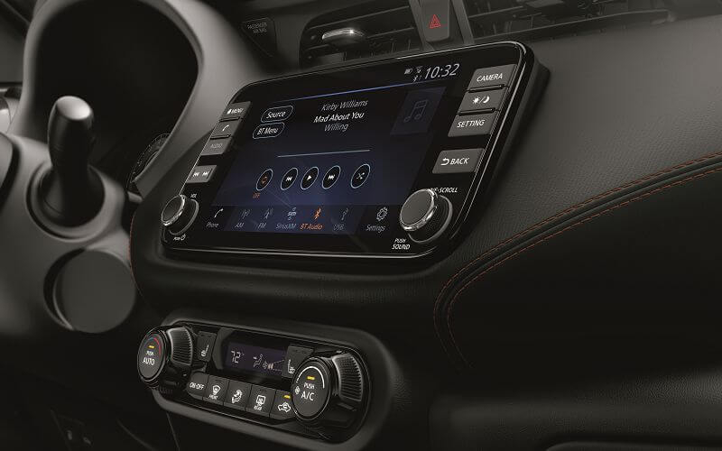 Nissan Kicks Play