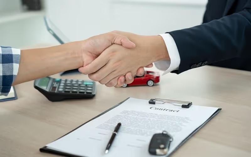 Signing a Jeep Lease