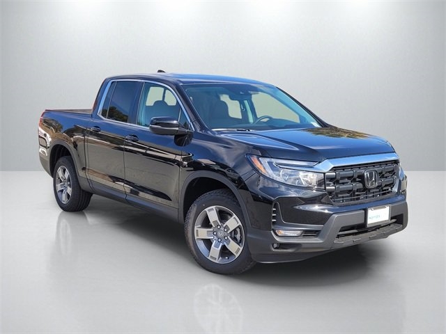 3/4 view of the 2025 Honda Ridgeline, available now at Imperial Valley Honda