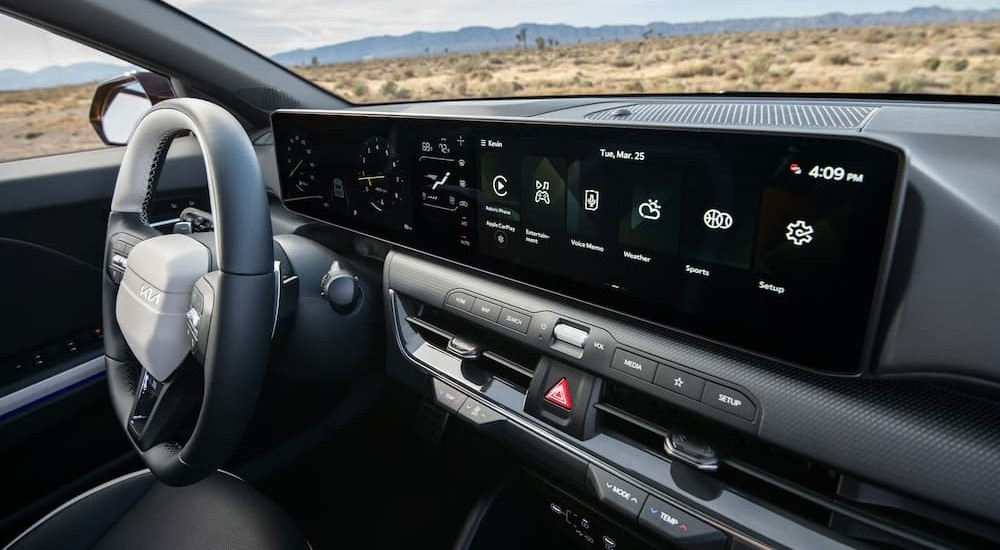 The black dash in a 2026 Kia K4 Hatchback.