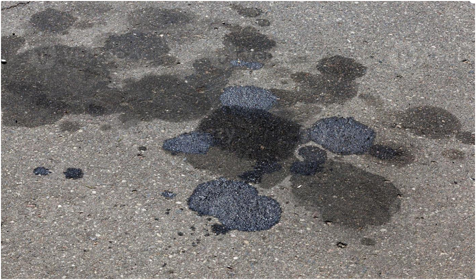 What to Do When Your Car Oil is Leaking in Philadelphia, PA