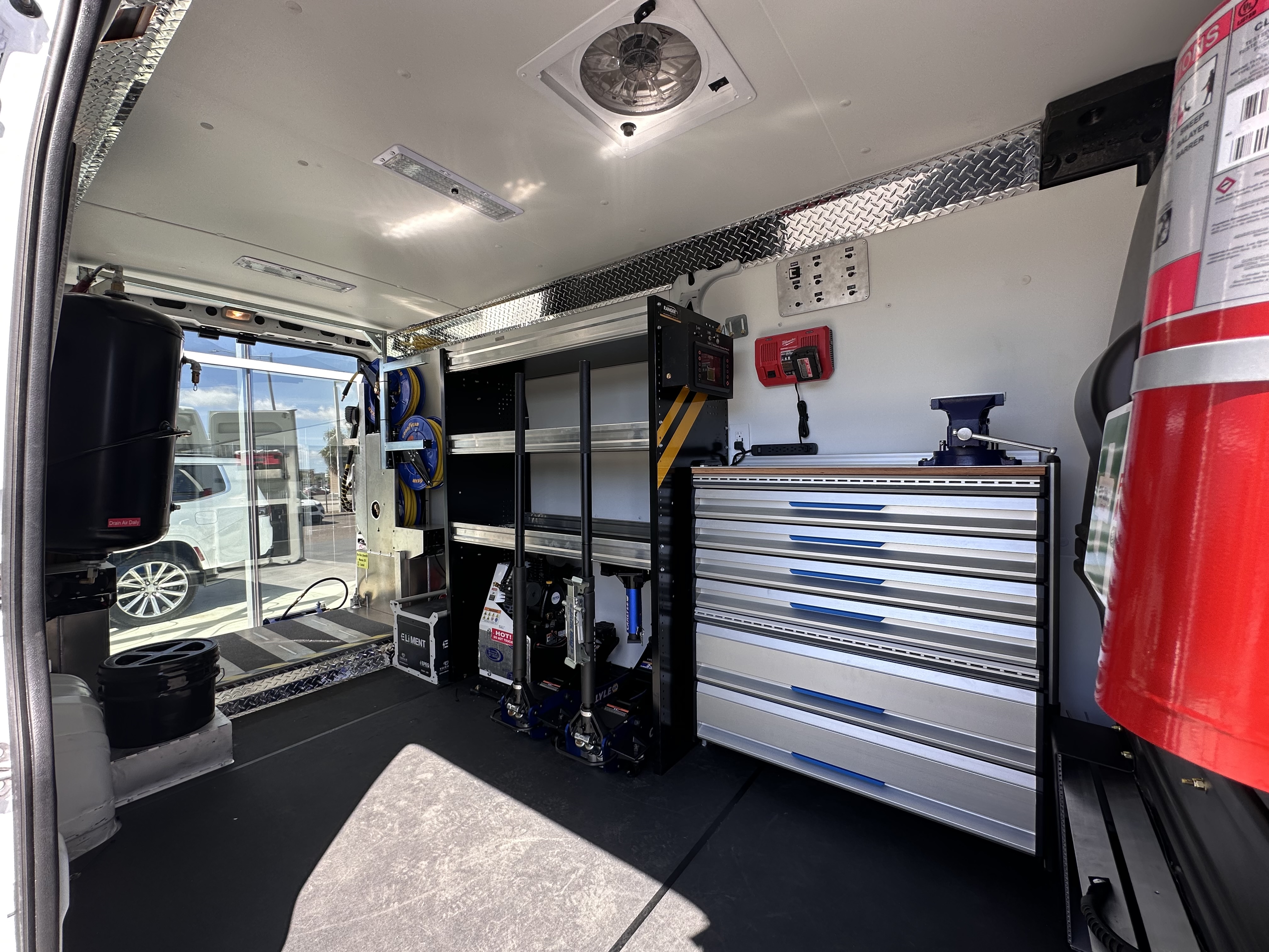 Jerry Ulm Chrysler Dodge Jeep RAM Tampa FL