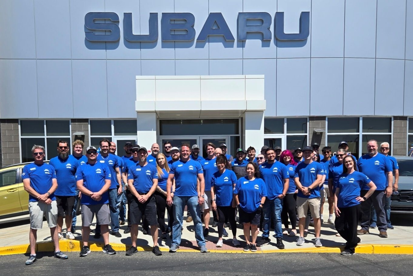 Findlay Subaru Prescott Staff photo in front of dealership - exterior view