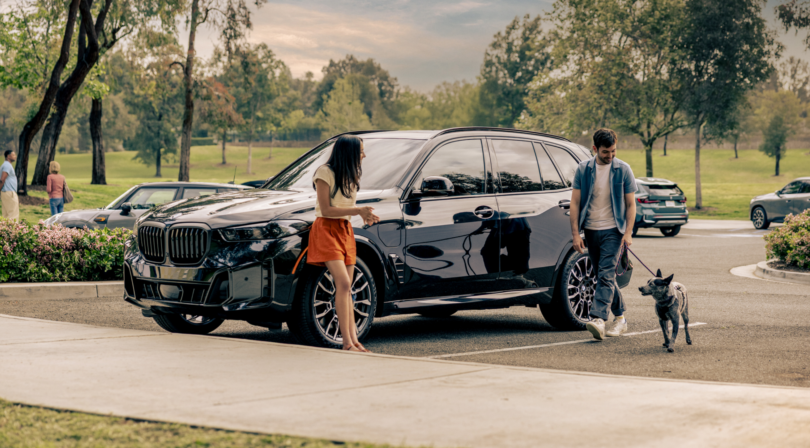 BMW X5 M front three-quarter view